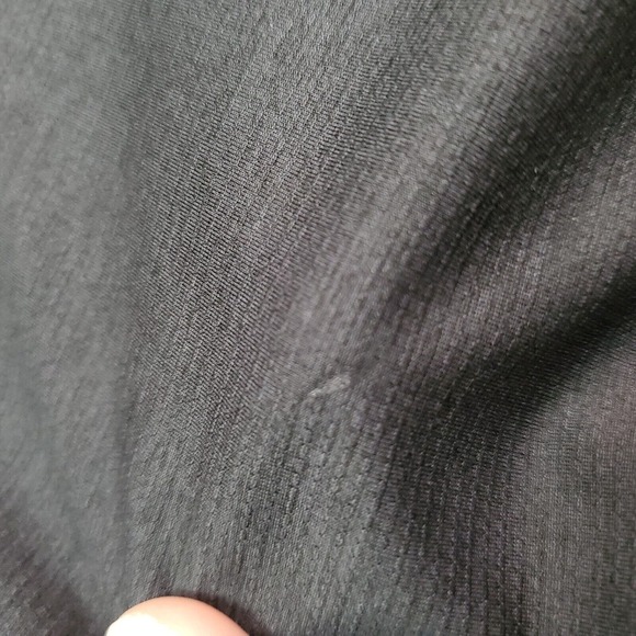 Lululemon Mens Mesh‎ Athletic Shirt Medium Black Running Training Lightweight - Picture 5 of 8